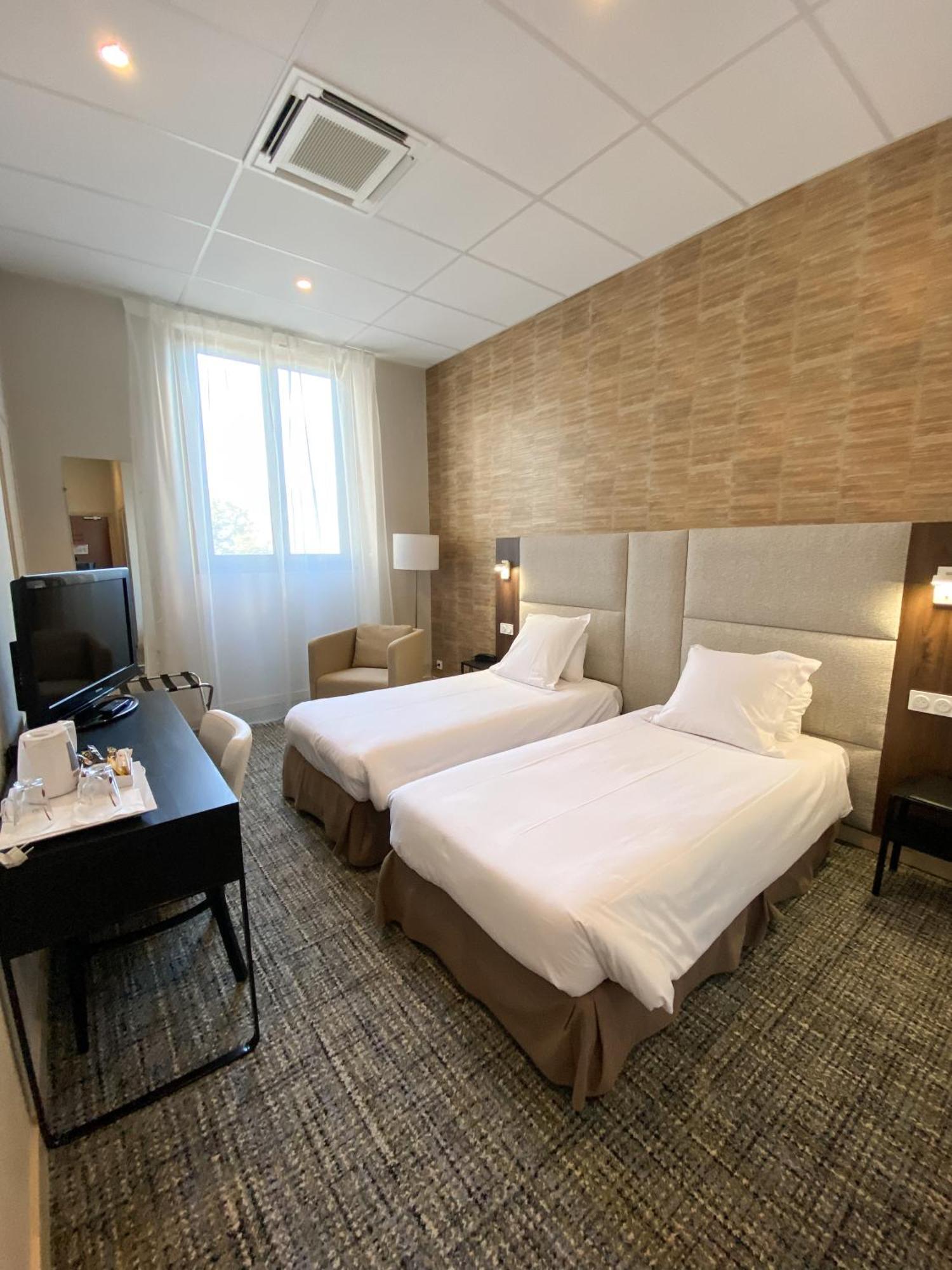 Comfort Twin Room
